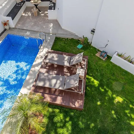 Luna Bodrum, Oezel Isitmali Havuzlu Σπίτι διακοπών Ortakent